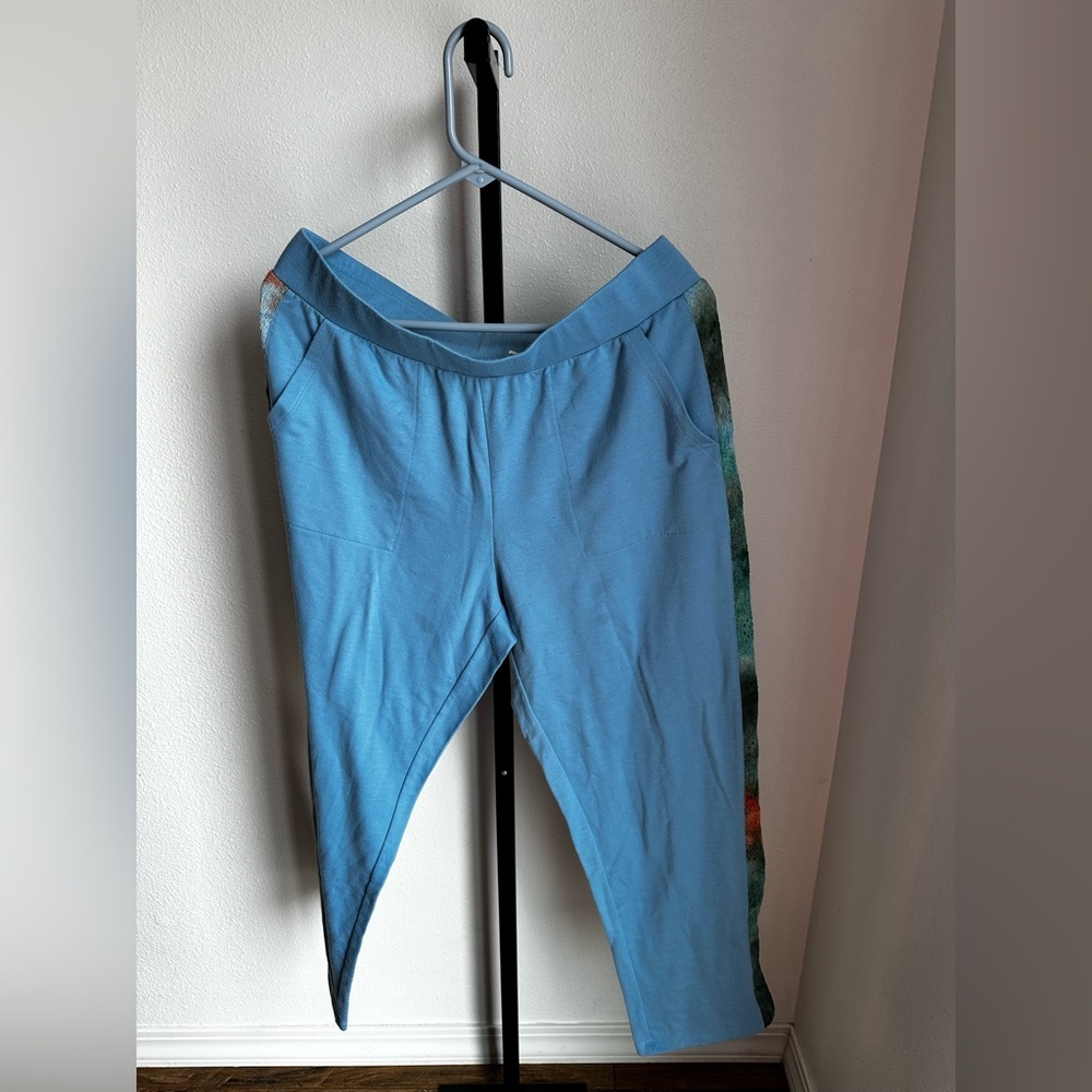 Logo lounge size medium pants